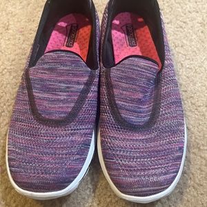 Skechers womens size 9 tennis shoe